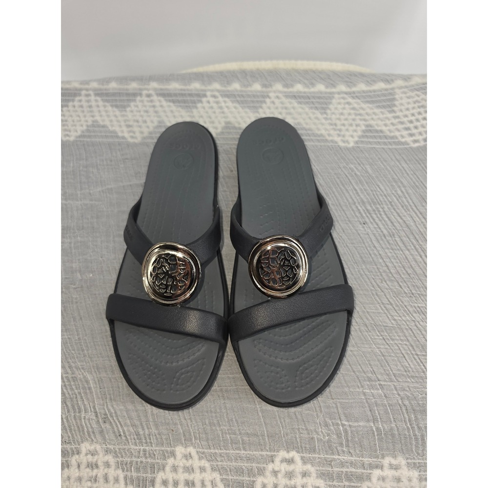 Crocs Sanrah Embellished Wedge Sandals Black Charcoal Medallion Slides Womens 10